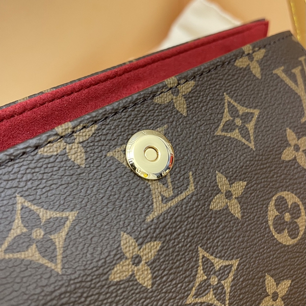 ルイヴィトンバッグ角部分ディテール